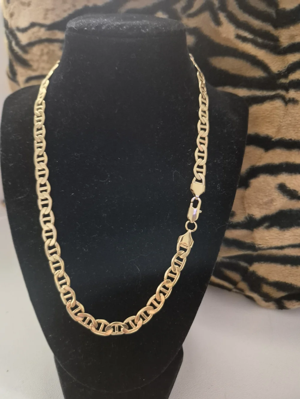 Gold Link Chain Necklace Unisex - Elegant Classic Design